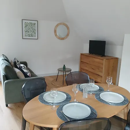 شقة T3 Centre 2eme Etage *